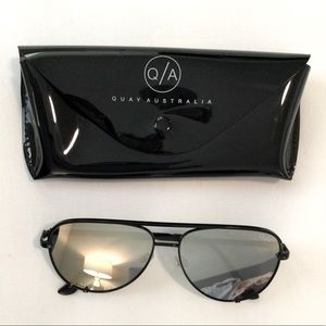 Quay sunglasses with case